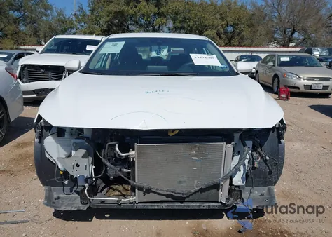 2024 Nissan Sentra Sv Xtronic Cvt z USA, uszkodzony, nr VIN 3N1AB8CV7RY370243